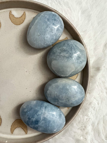 Celestite Palm stones