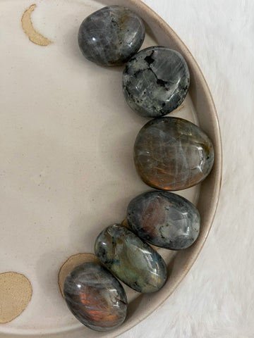 Labradorite palms