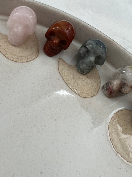 Mini crystal skulls