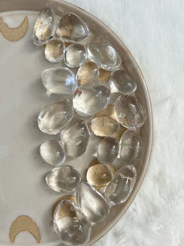 Clear quartz tumbles