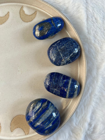 Lapis Lazuli palm stone