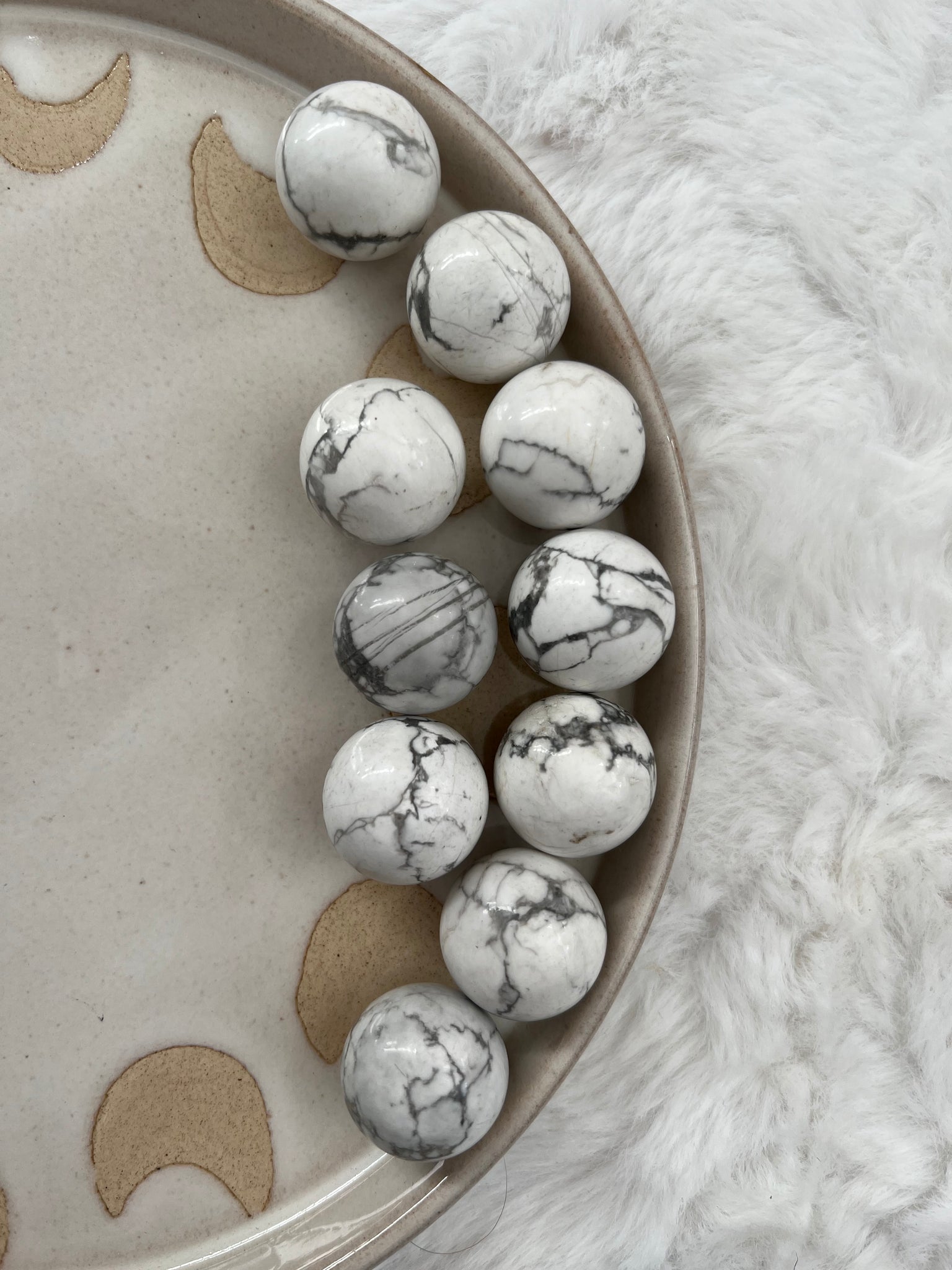 Small howlite sphere