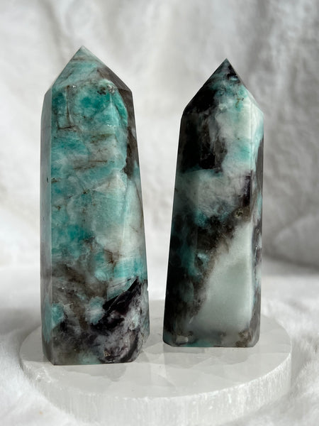 Amazonite with black Tourmaline