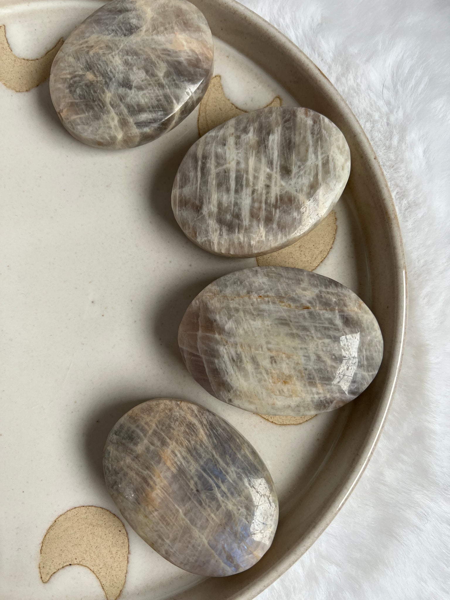 Sunstone Moonstone palm stone
