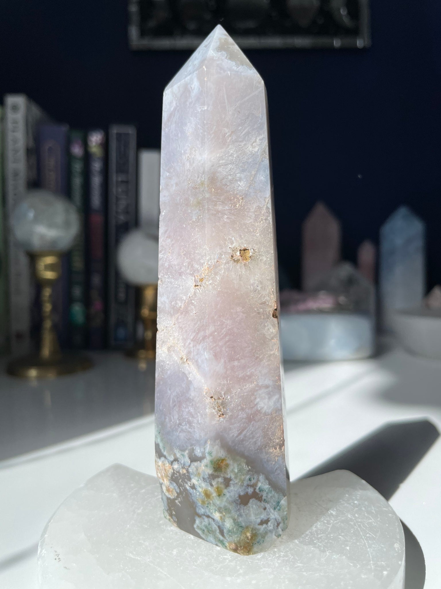 Flower Agate with amethyst clusters
