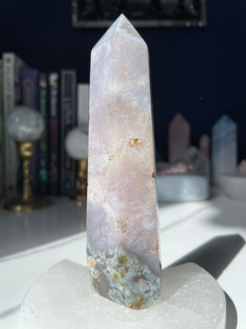 Flower Agate with amethyst clusters