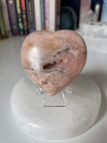 Pink amethyst heart