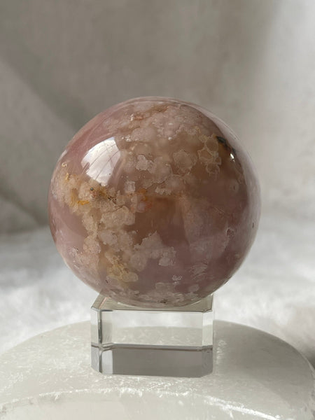 Flower agate sphere