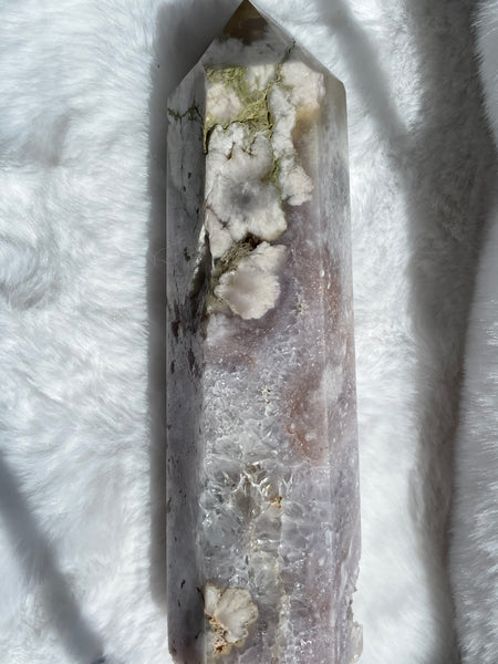 Flower Agate with amethyst clusters