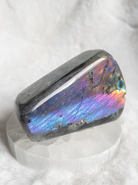 Labradorite freeform