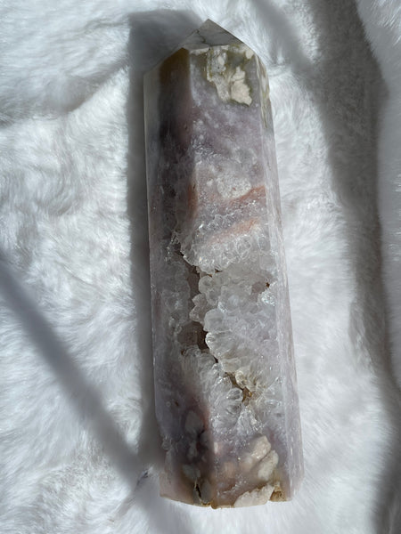 Flower Agate with amethyst clusters