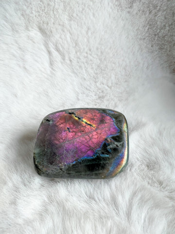 Labradorite freeform